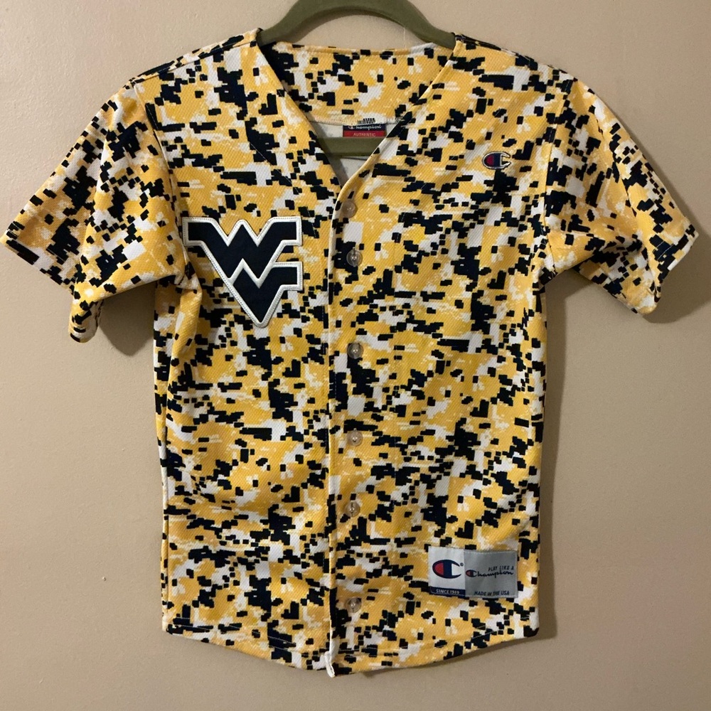 WV Champion Shirt - youth small